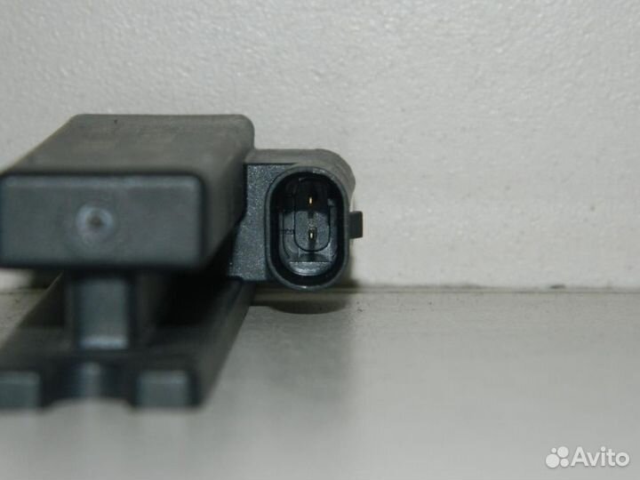 Антенна Jaguar XE 2015