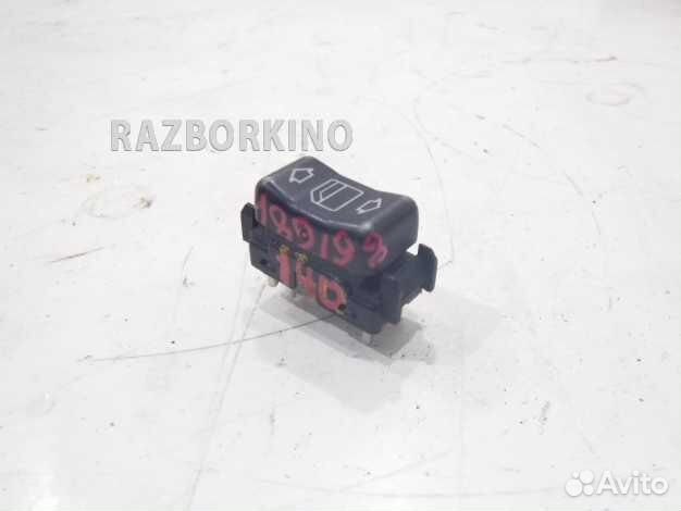 Кнопка стеклоподъемника A1408210251