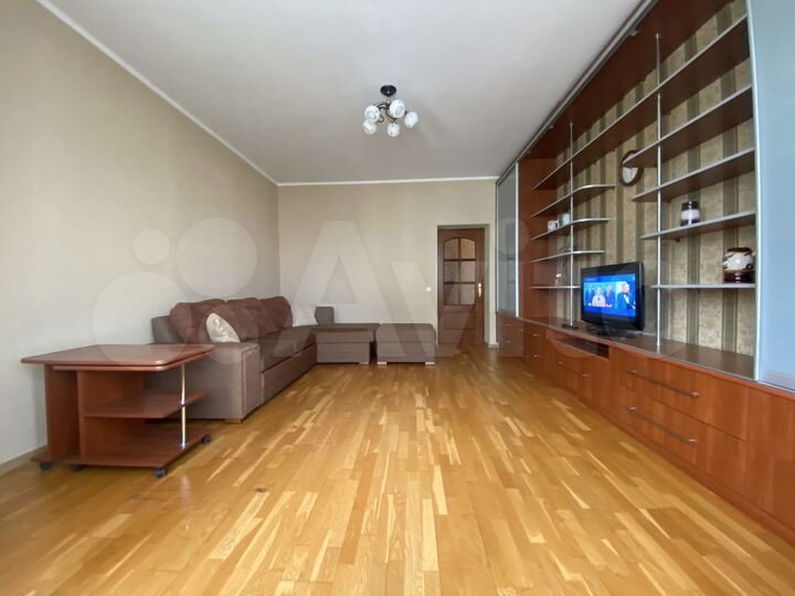 1-к. квартира, 56 м², 3/5 эт.
