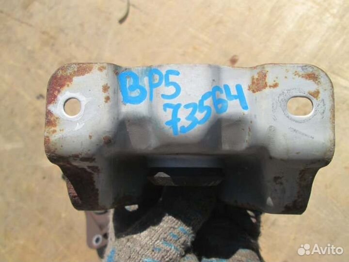 Крепление радиатора Subaru Legacy BP5 EJ204 2007/8