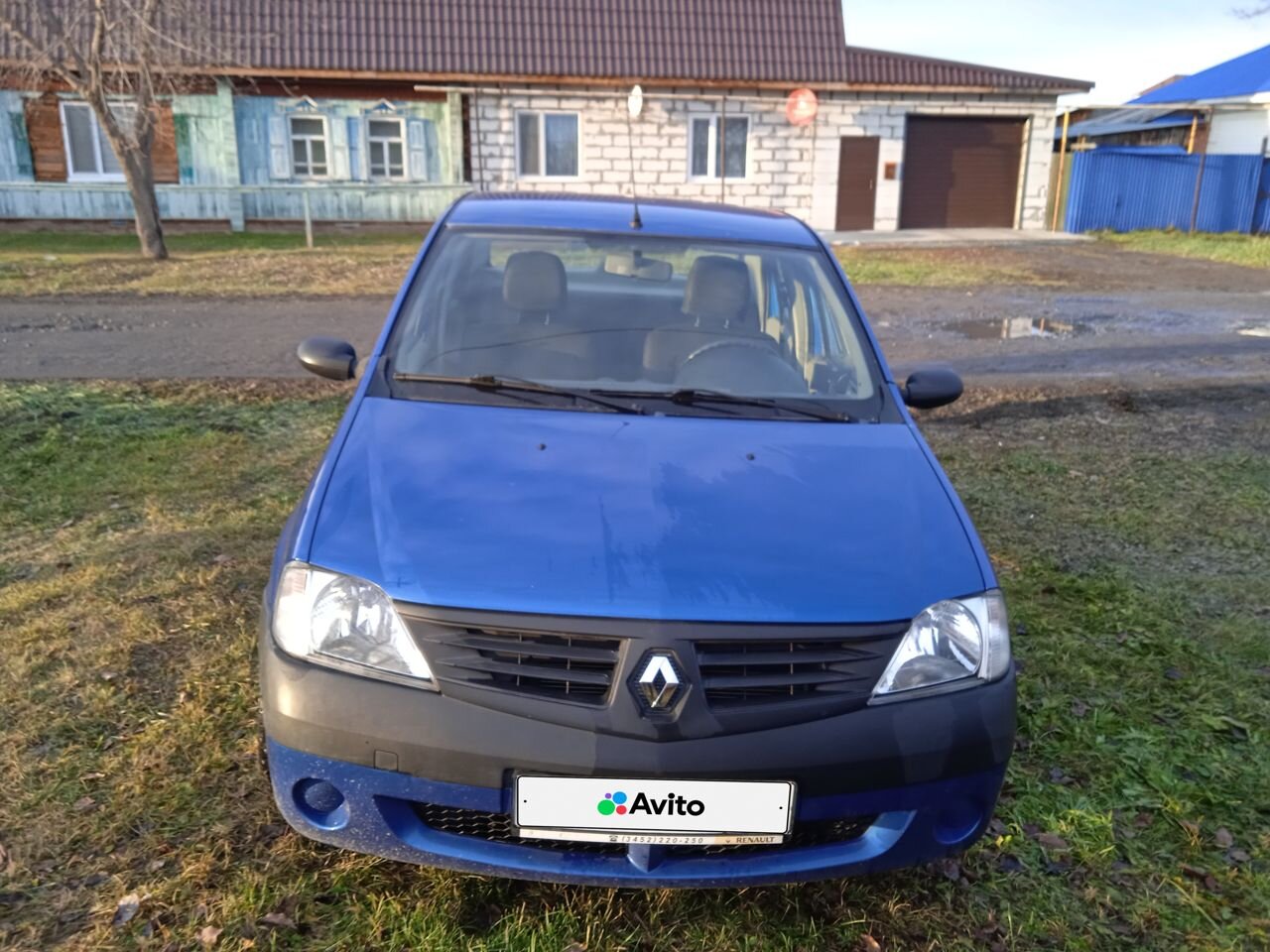 Renault Logan: фото владельца