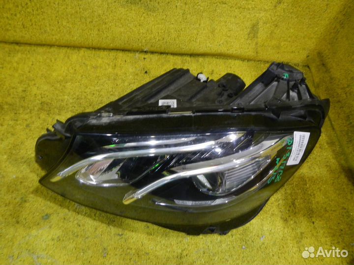 Фара левая Mercedes-Benz E-Class