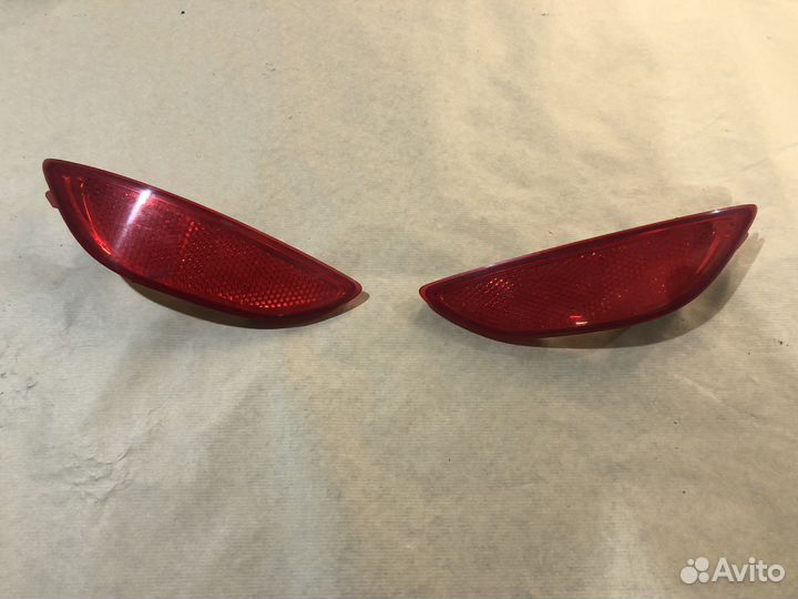 Катафот (отражатель) в бампер Hyundai Solaris