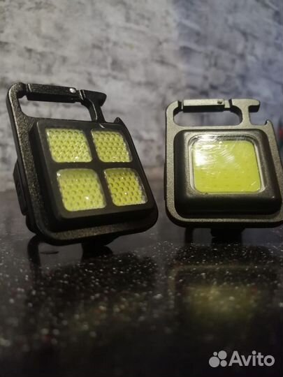 Фонарик светодиодный-брелок карабин