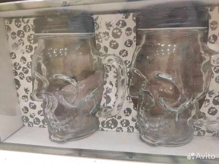 Кружка в виде черепа с крышкой и трубочкой (набор)