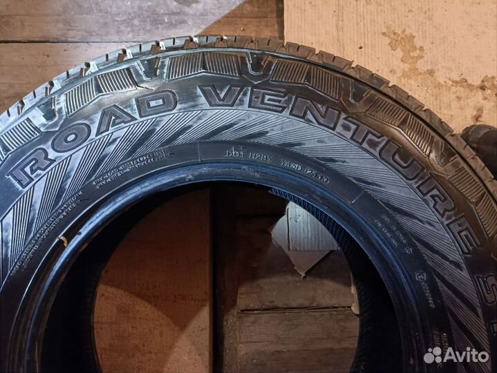 Kumho Road Venture ST KL16 235/75 R16