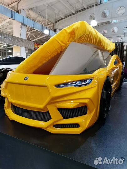 Кровать машинка