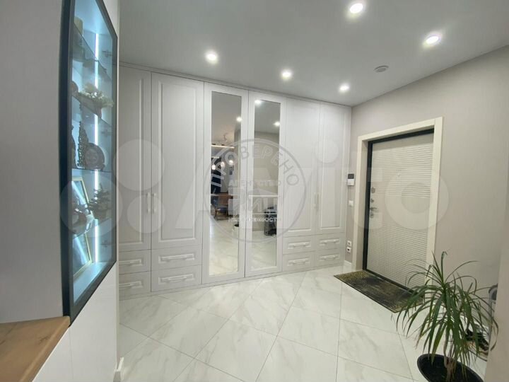 2-к. квартира, 77,7 м², 18/18 эт.