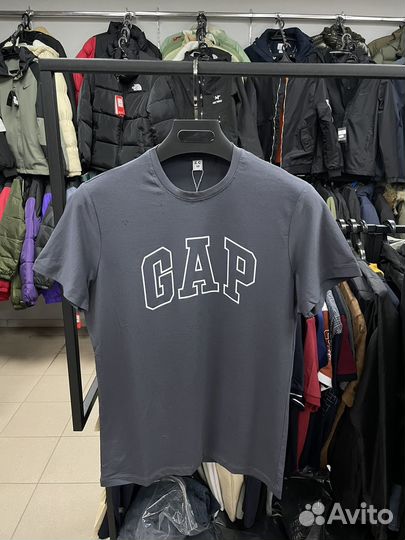 Футболка мужская GAP