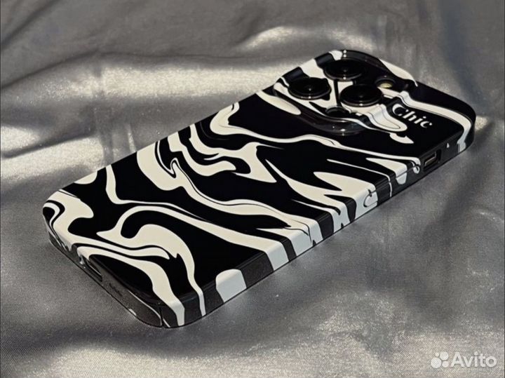 Чехол на iPhone 14 про