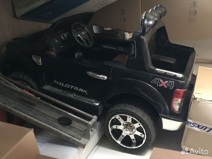 Детская машина на аккумуляторе бу