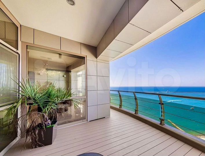 4-к. квартира, 170 м², 17/22 эт.