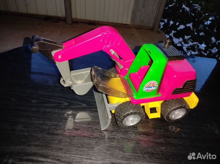 Экскаватор Bruder
