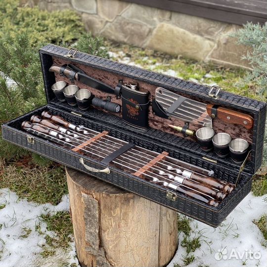 Шашлычный Набор шампуров в деревянном кейсе 