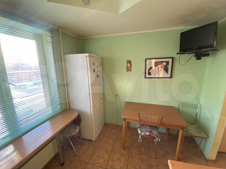 2-к. квартира, 56 м², 3/9 эт.