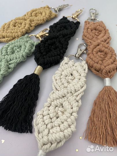 Брелок макраме