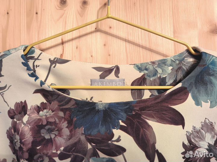 Блузка akimbo 48 50/ цветочный принт
