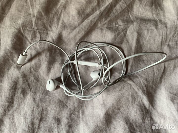 Наушники apple earpods lightning 3.5