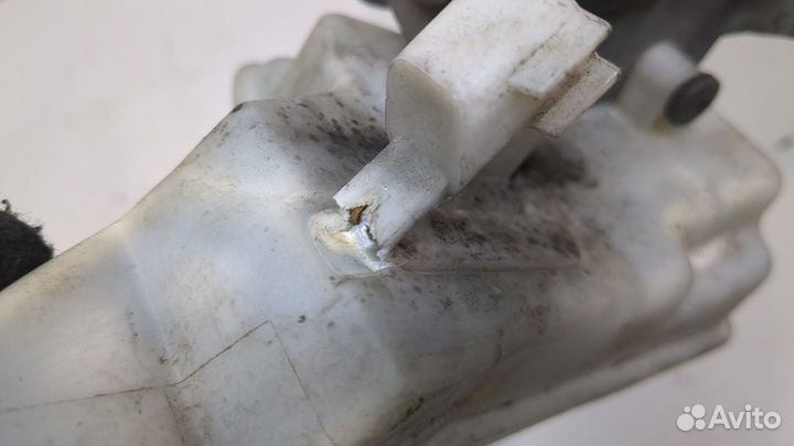 Цилиндр тормозной главный Ford Fusion