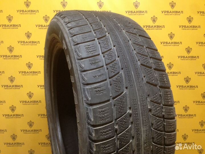 Triangle TR777 215/55 R16