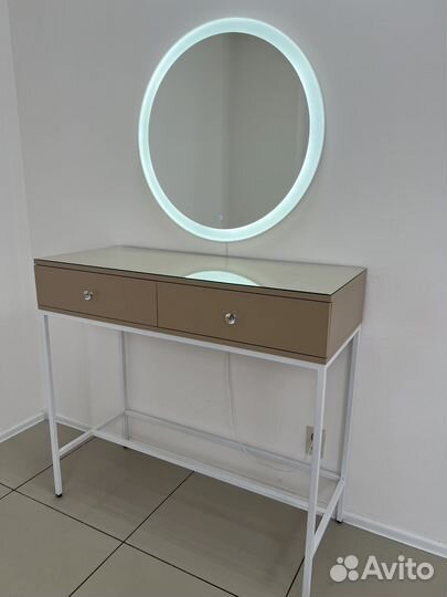 Зеркало с подсветкой