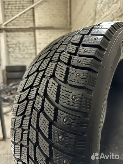 Michelin Latitude X-Ice North 225/55 R17