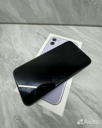 iPhone 11, 64 ГБ