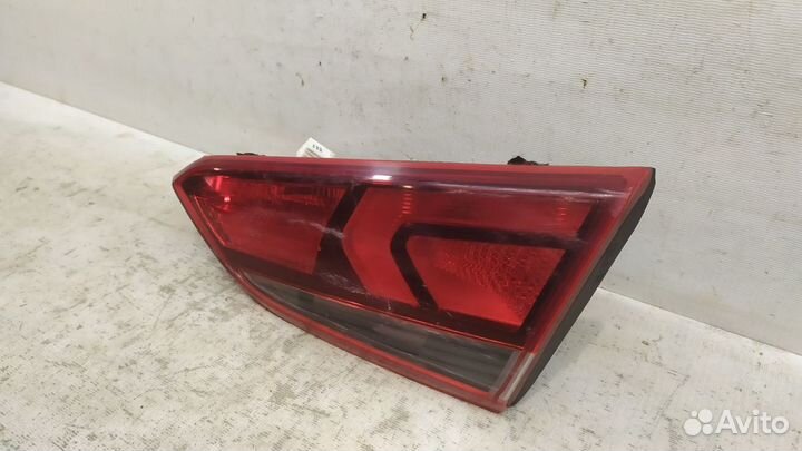 Фонарь внутренний правый Hyundai Solaris 2 HCR