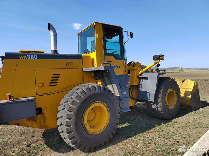 Фронтальный погрузчик Komatsu WA380-3, 1998