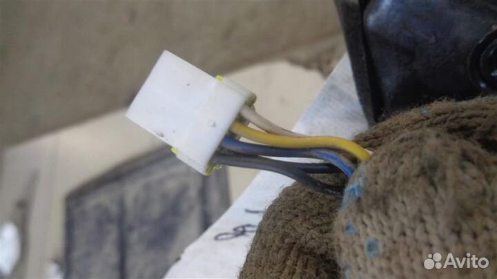 Зеркало левое Mitsubishi Galant E5 1992-1998