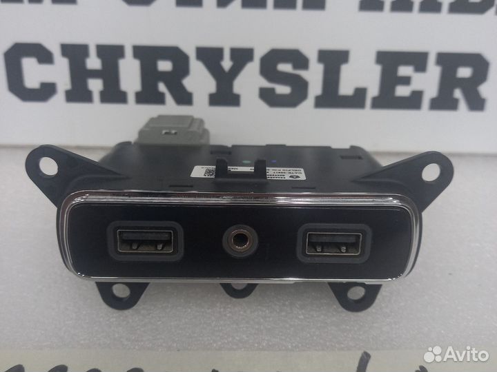 USB Jeep Cherokee WK2 2018+