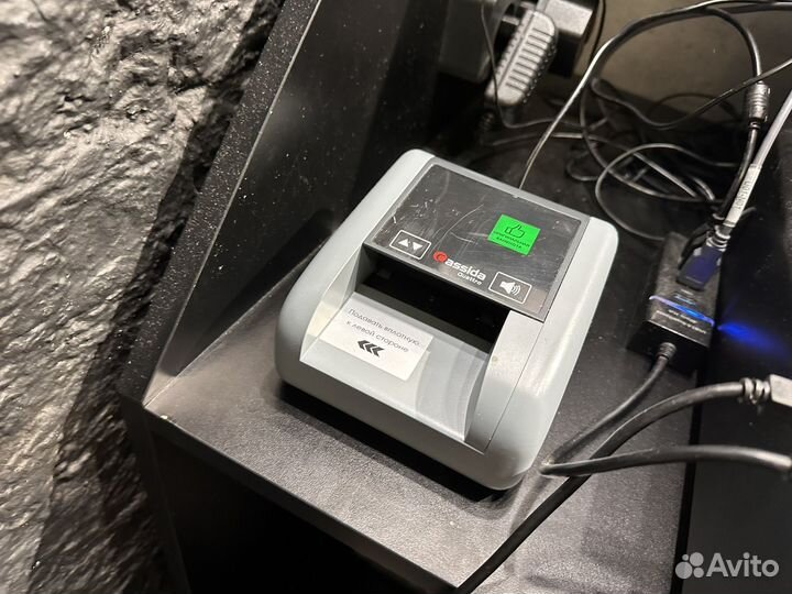 Детектор банкнот