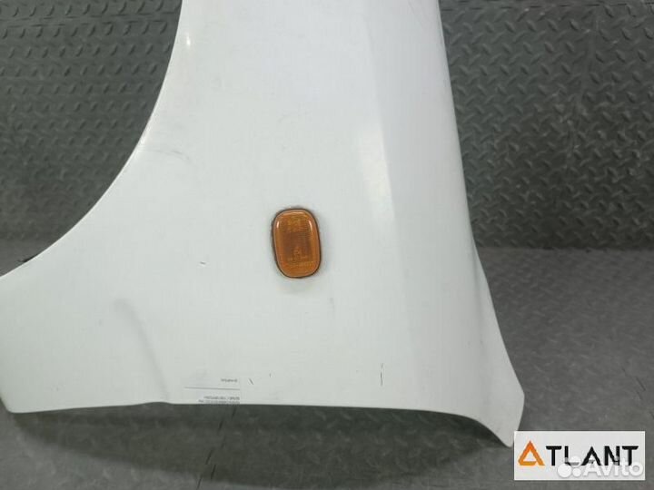 Крыло переднее левое toyota carina ED