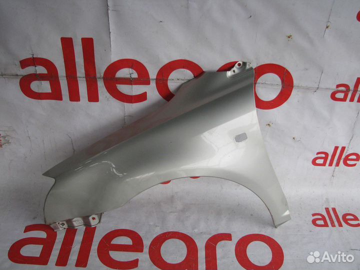 Toyota Avensis T250 крыло переднее левое 2003+