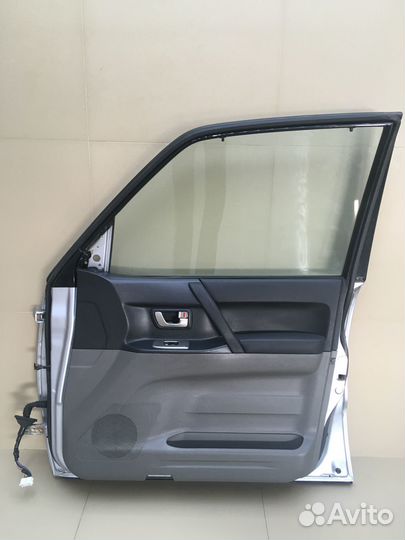 Дверь передняя правая Mitsubishi Pajero 3