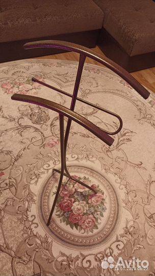 Вешалка напольная