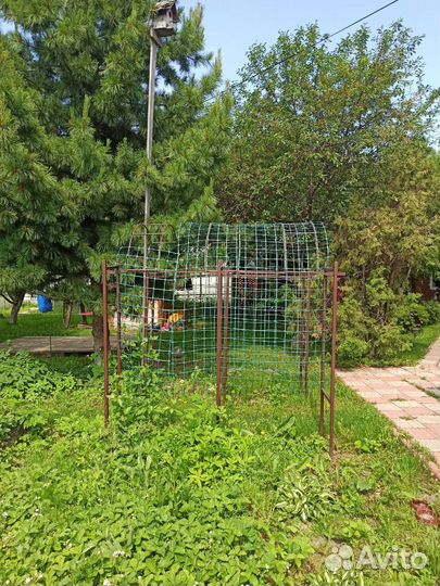 Садовая металлическая арка, пергола, качели