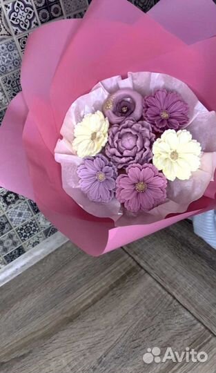 Сладкий подарок девушке