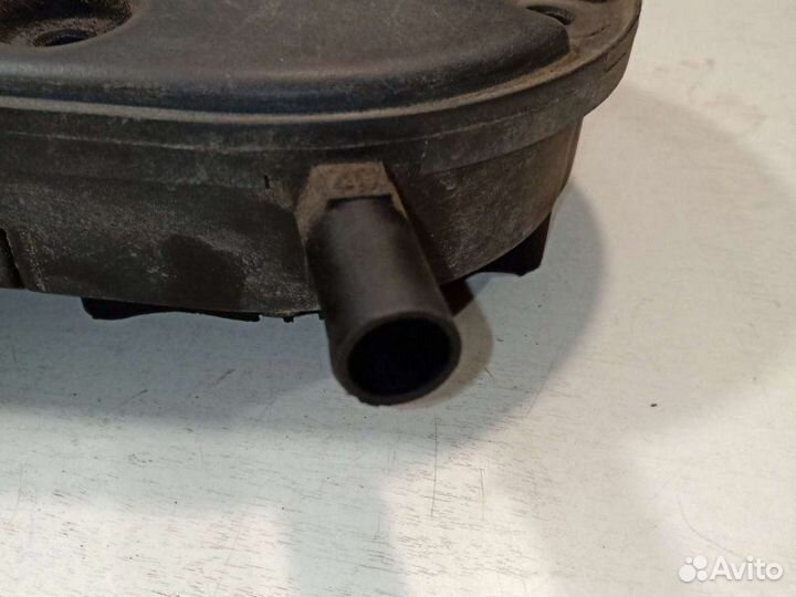 Крышка карбюратора Opel Vectra A