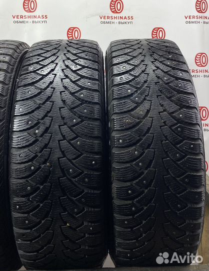 Nokian Tyres Hakkapeliitta 4 215/60 R16