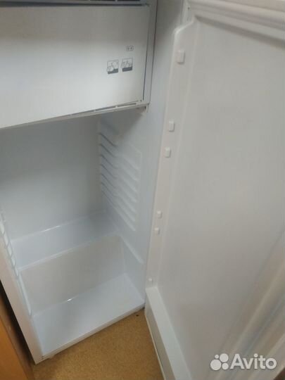 Холодильник бу pozis