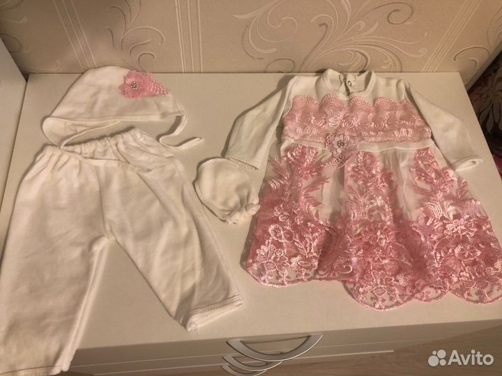 Комплект на выписку для девочки