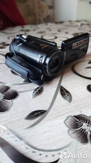 Цифровая видеокамера Samsung