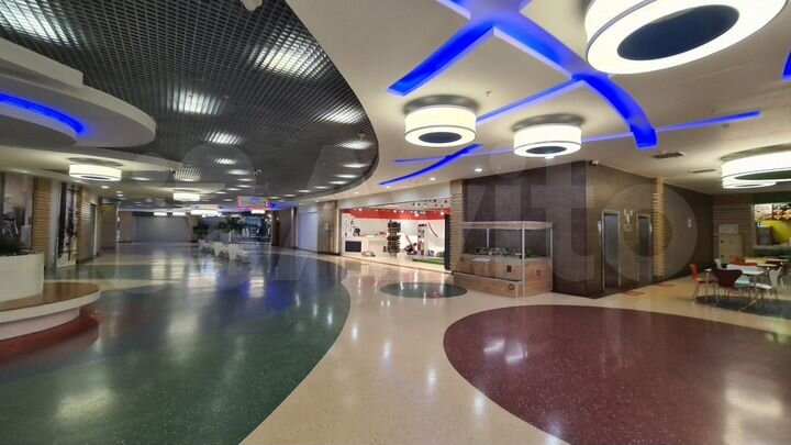 Сдам корнер 23м ТЦ Капитолий