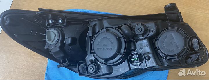 Фара левая Hyundai Elantra