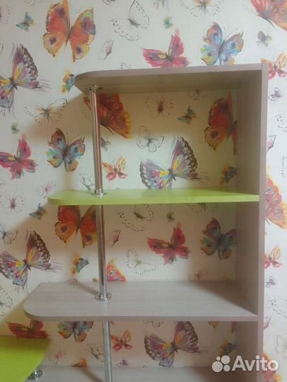 Письменный стол