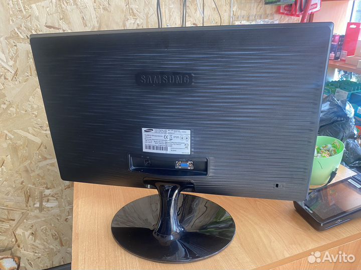 Монитор ЖК samsung SyncMaster S22B300