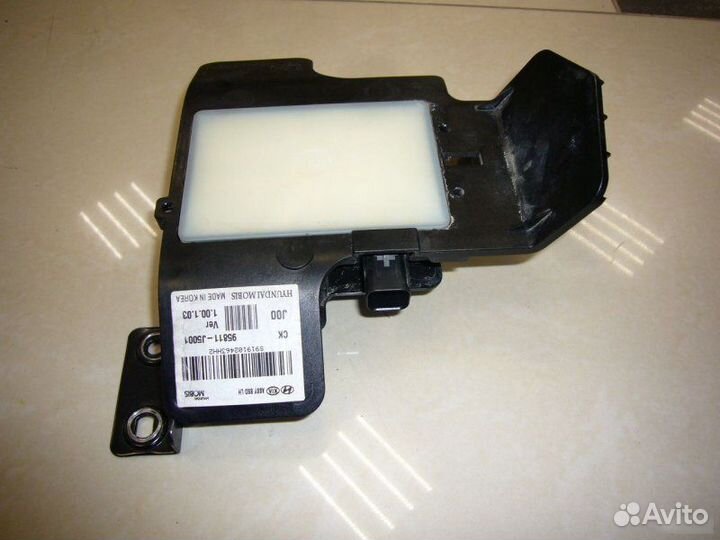 Радар BSD (Слепых зон) левый Kia Stinger седан