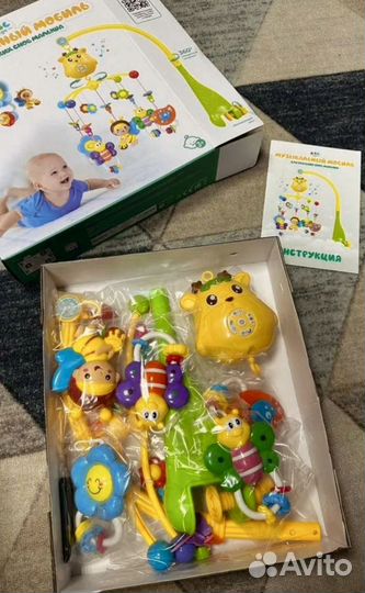 Детский мобиль в кроватку музыкальный