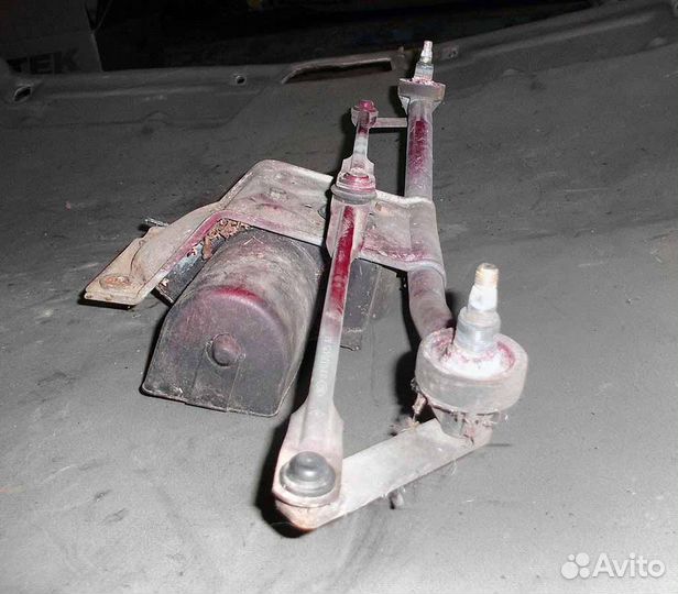 Трапеция дворников с мотором Ford Fiesta 1991г